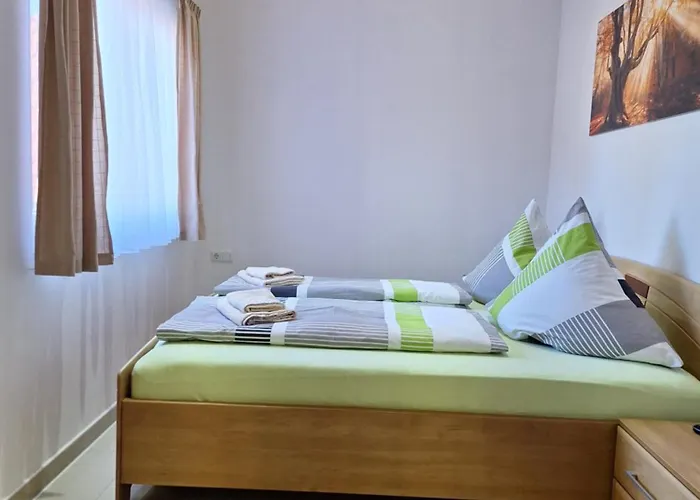 Sonnenhof Haus 2 - Eg * Thale